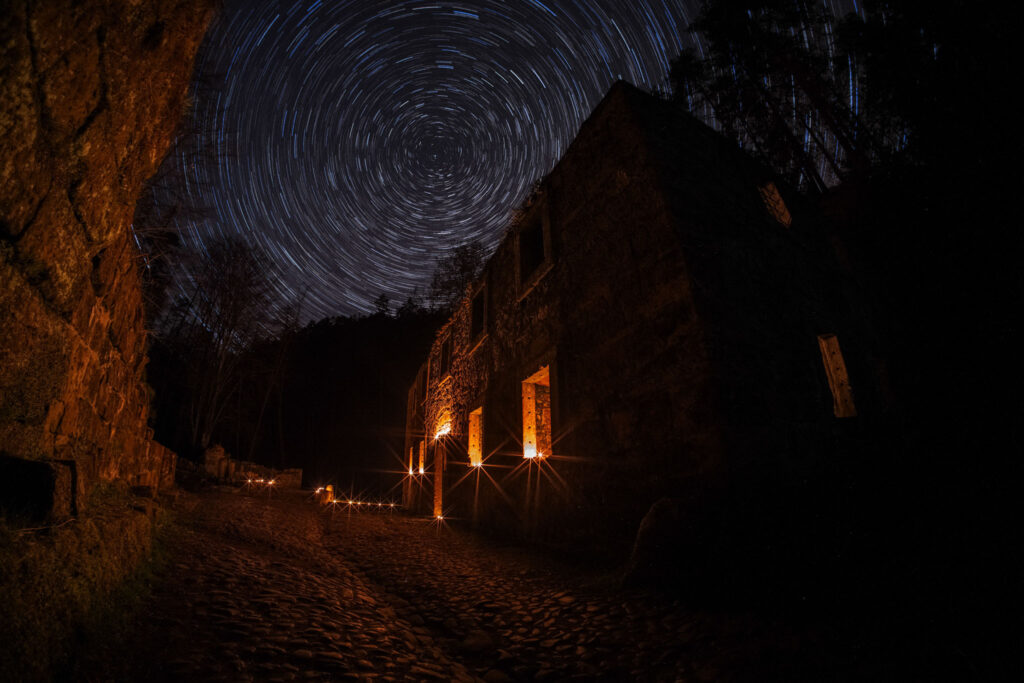 Dolský mlýn a star trails